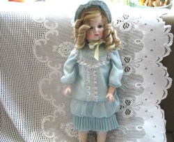 20'' K&R 117A SIMON & HALBIG REPRO BLONDE DOLL, ORIGINAL BLUE DRESS, HAT, SHOES